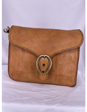 Campomaggi Crossbody. Genuine Leather. P/D Camel.