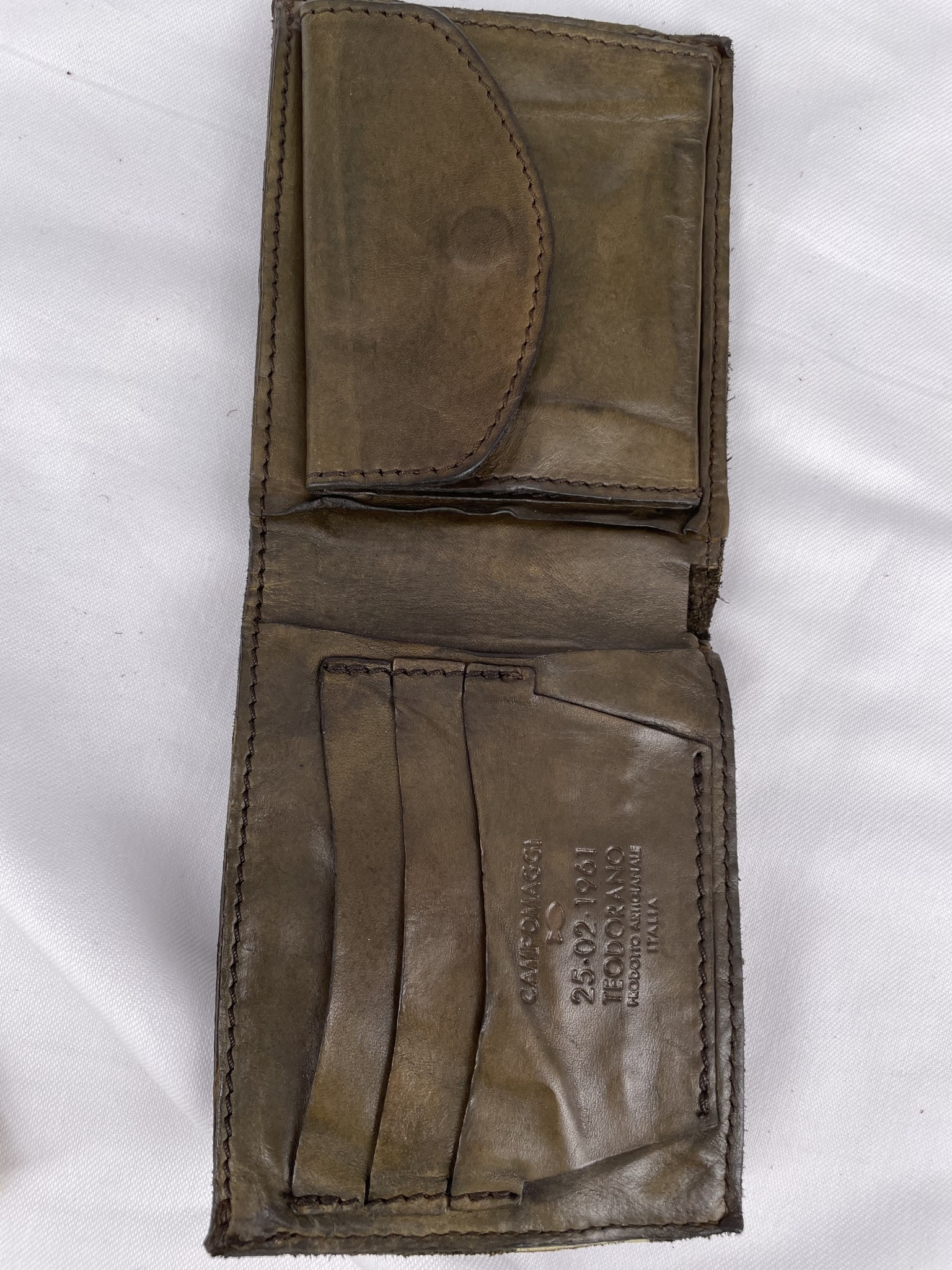 Campomaggi Wallet. Horizontal + Coin Purse + Raster Teodorano. Military.