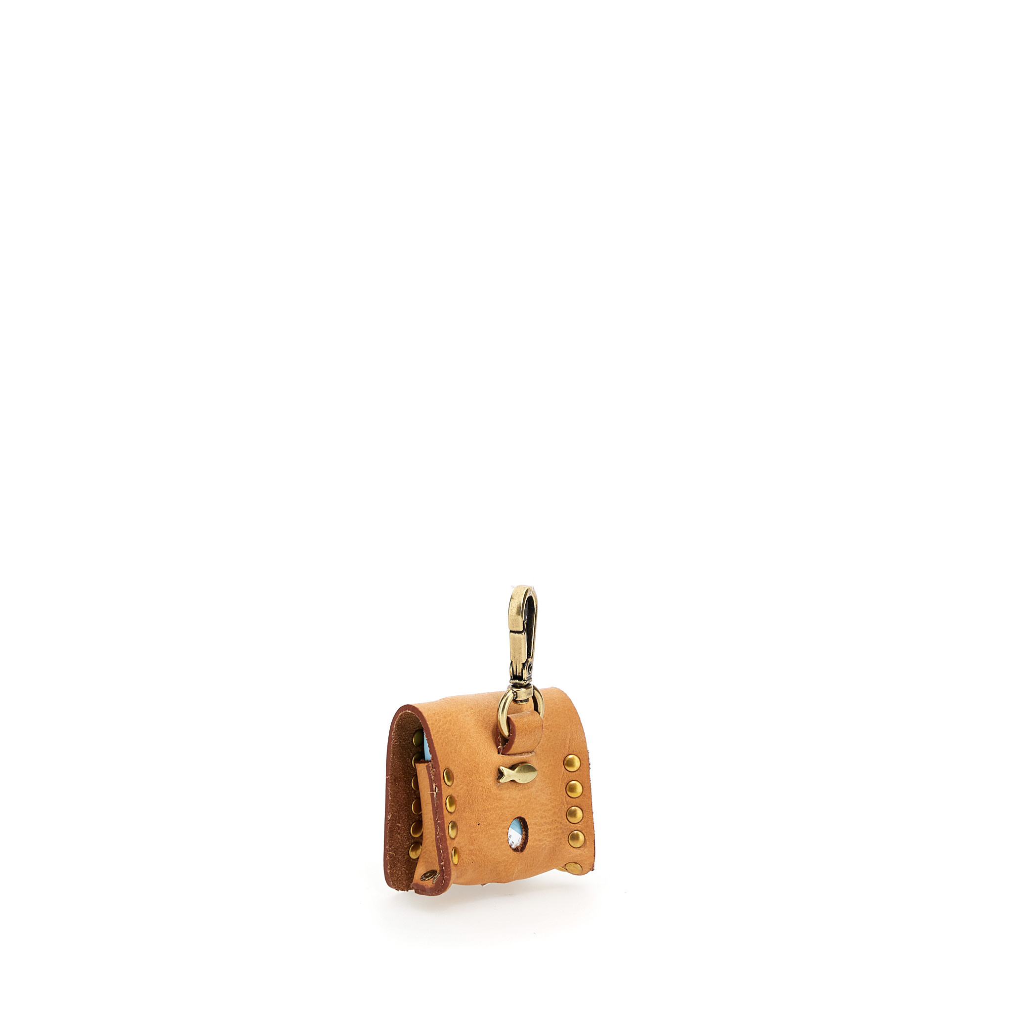 Campomaggi AirPods Case. Washed Leather + Studs. No P/D Camel