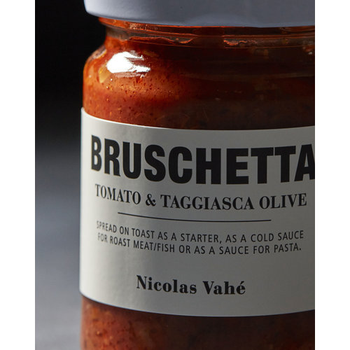 Nicolas Vahe NV Bruschetta tomato & taggiasca