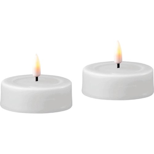 DELUXE Homeart 2 White LED Jumbo Tealight DELUXE Homeart 2 White LED Jumbo Tealight
