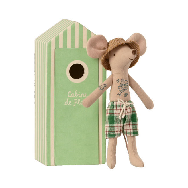 Beach Mice, Dad in Cabin de Plage