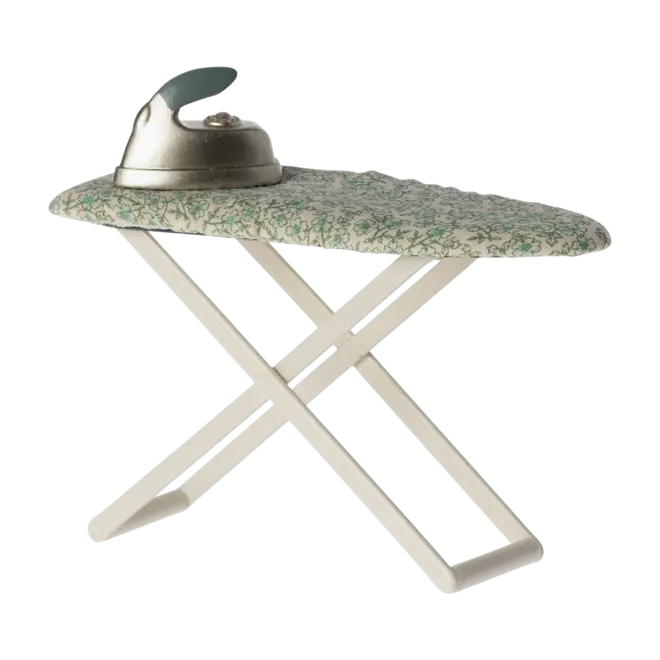 Iron and Ironing Board - Mouse