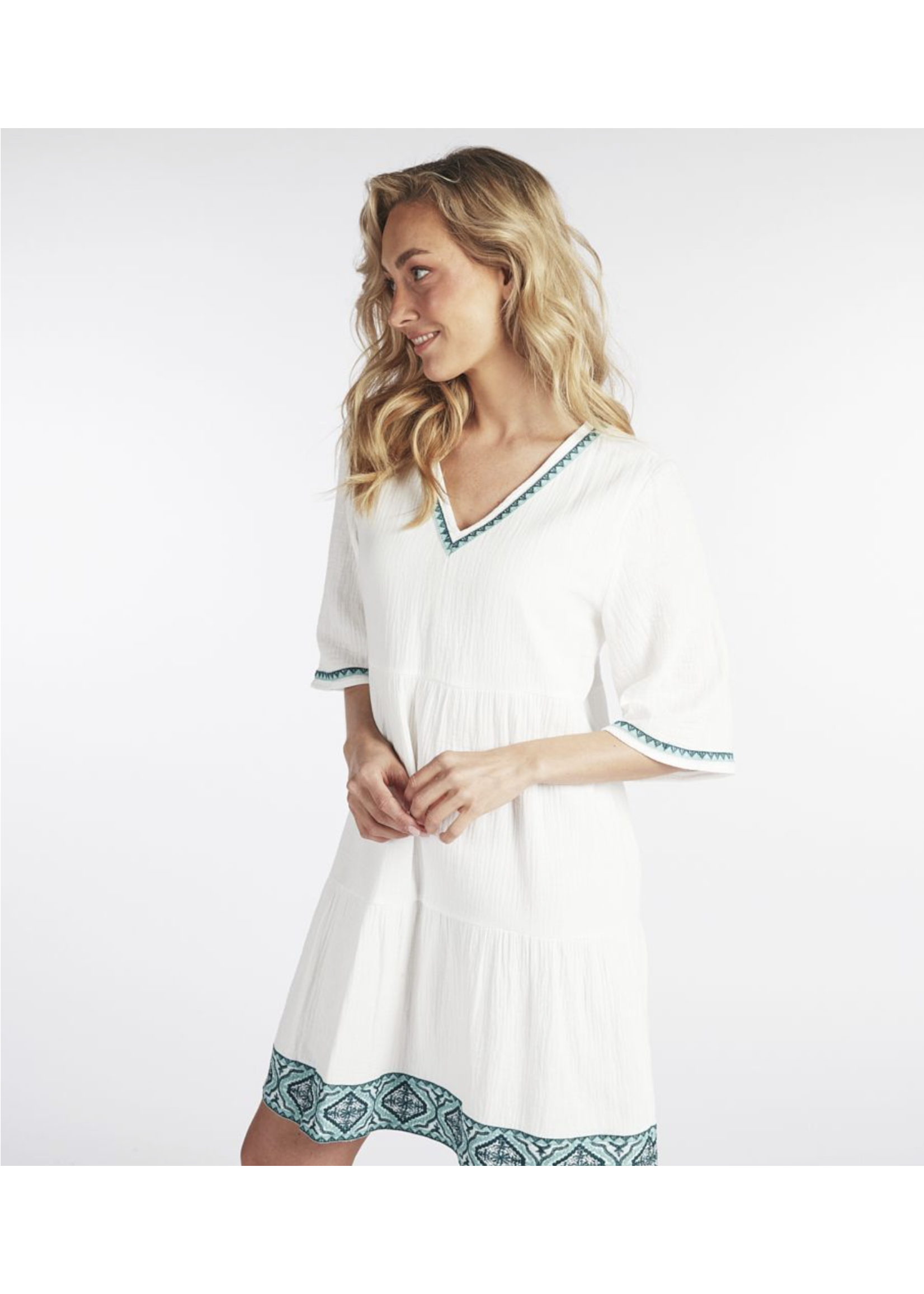 Esqualo Dress V-neck embroidery OffWhite Maat 40