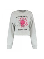 Harper & Yve SMILEY SWEATER LIGHT GREY