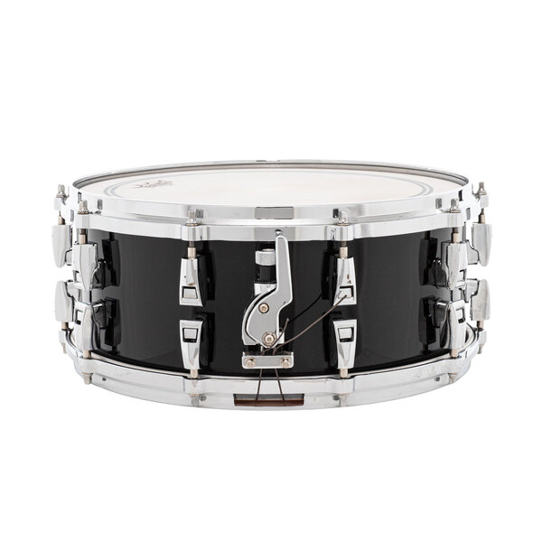 Yamaha Yamaha Absolute Hybrid Maple 14" x 6" Snare Drum, Solid Black