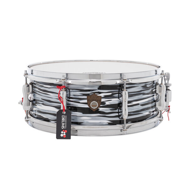 Sakae Sakae Trilogy 14" x 5.5" Snare Drum, Black Oyster Pearl
