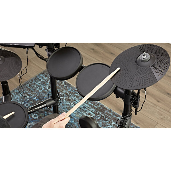 Yamaha and Roland beginner electronic drum kits in the GRD buyer’s guide