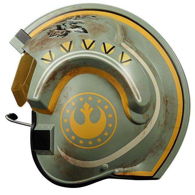 the Mandalorian Trapper Wolf Electronic Helmet