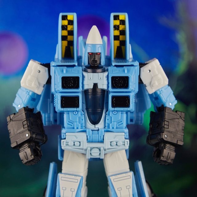 Transformers Legacy Evolution Voyager Class G2 Universe Cloudcover 18cm Transformers Legacy Evolution Voyager Class G2 Universe Cloudcover 18cm
