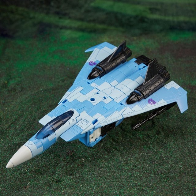 Transformers Legacy Evolution Voyager Class G2 Universe Cloudcover 18cm Transformers Legacy Evolution Voyager Class G2 Universe Cloudcover 18cm
