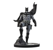 DC Direct Resin Statue Batman Black & White by Mitch Gerads 20cm