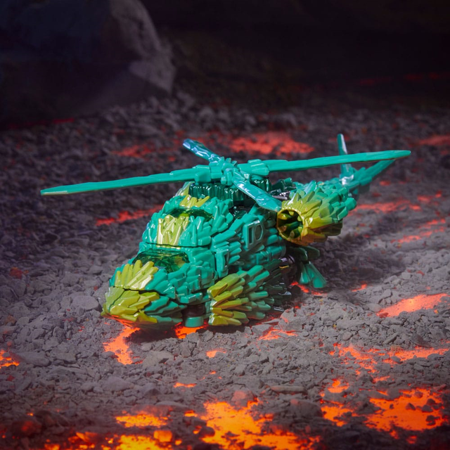 Transformers Generations Legacy United Deluxe Class Action Figure Infernac Universe Shard 14cm