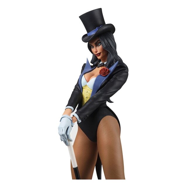 DC Direct DC Cover Girls Resin Statue Zatanna by J. Scott Campbell 23cm