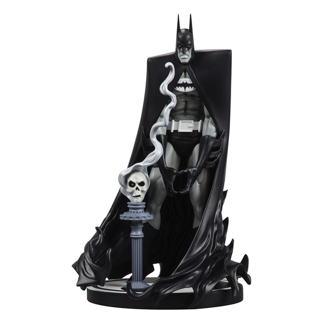 DC Direct Resin Statue 1/10 Batman Black & White by Bill Sienkiewicz 20cm