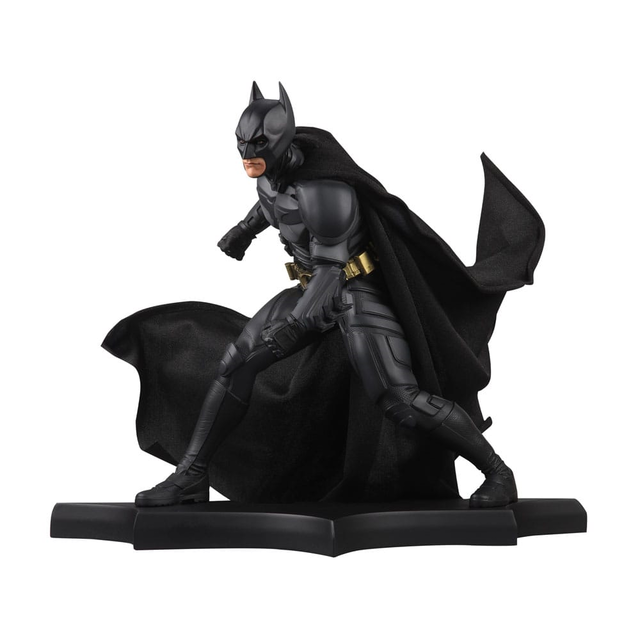 DC Direct Resin Statue DC Movie Statues Batman (The Dark Knight) 24cm