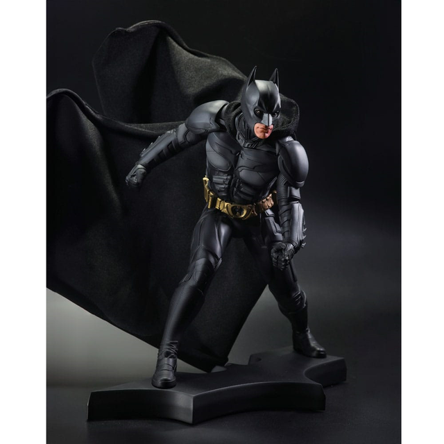 DC Direct Resin Statue DC Movie Statues Batman (The Dark Knight) 24cm