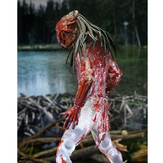 Prey Action Figure Ultimate Feral Bear Blood Predator 18cm