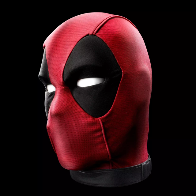 Marvel Legends Premium Interactive Head Deadpool's Head