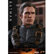 Batman Begins Movie Masterpiece Action Figure 1/6 Batman Hot Toys Exclusive 32cm Batman Begins Movie Masterpiece Action Figure 1/6 Batman Hot Toys Exclusive 32cm
