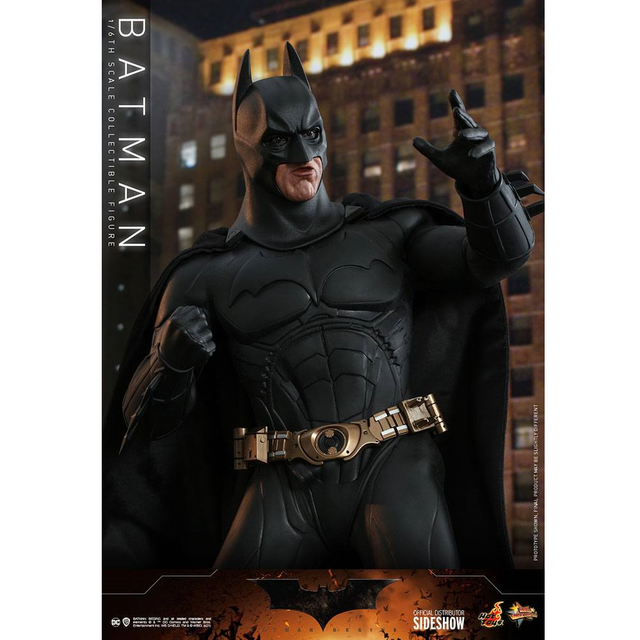 Batman Begins Movie Masterpiece Action Figure 1/6 Batman Hot Toys Exclusive 32cm Batman Begins Movie Masterpiece Action Figure 1/6 Batman Hot Toys Exclusive 32cm