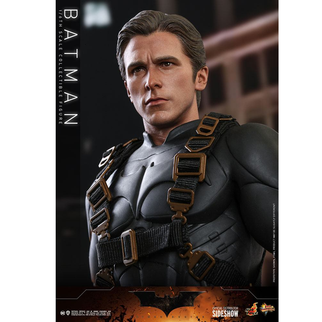 Batman Begins Movie Masterpiece Action Figure 1/6 Batman Hot Toys Exclusive 32cm Batman Begins Movie Masterpiece Action Figure 1/6 Batman Hot Toys Exclusive 32cm