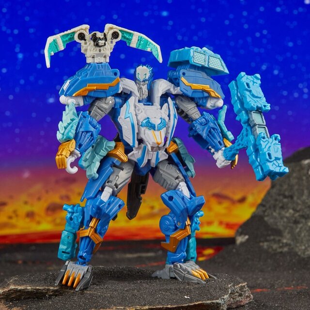 Transformers Generations Legacy United Leader Class Action Figure Star Raider Thundertron 18cm Transformers Generations Legacy United Leader Class Action Figure Star Raider Thundertron 18cm