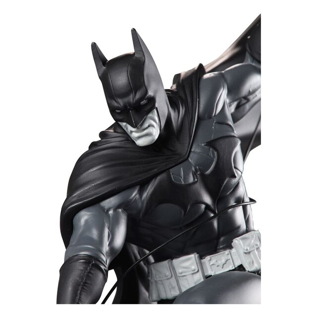 DC Direct Batman Black & White Statue 1/10 Batman by Inhyuk Lee 25cm