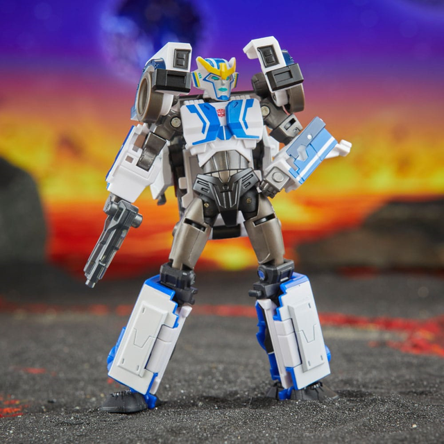 Transformers Generations Legacy United Deluxe Class Action Figure Robots in Disguise 2015 Universe Strongarm 14cm Transformers Generations Legacy United Deluxe Class Action Figure Robots in Disguise 2015 Universe Strongarm 14cm