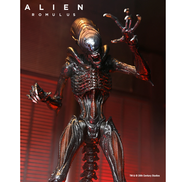 Alien: Romulus Ultimate Scorched Xenomorph Action Figure 23cm