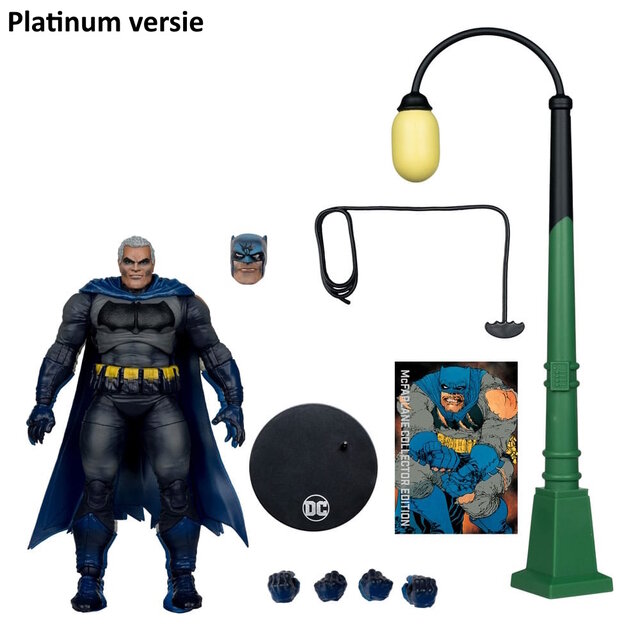 McFarlane Collector Edition Batman Battle Damage Blue (The Dark Knight Returns)  18cm