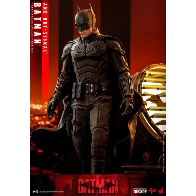 The Batman Movie Masterpiece Action Figure 1/6 Batman Deluxe with Bat-Signal 31cm The Batman Movie Masterpiece Action Figure 1/6 Batman Deluxe with Bat-Signal 31cm