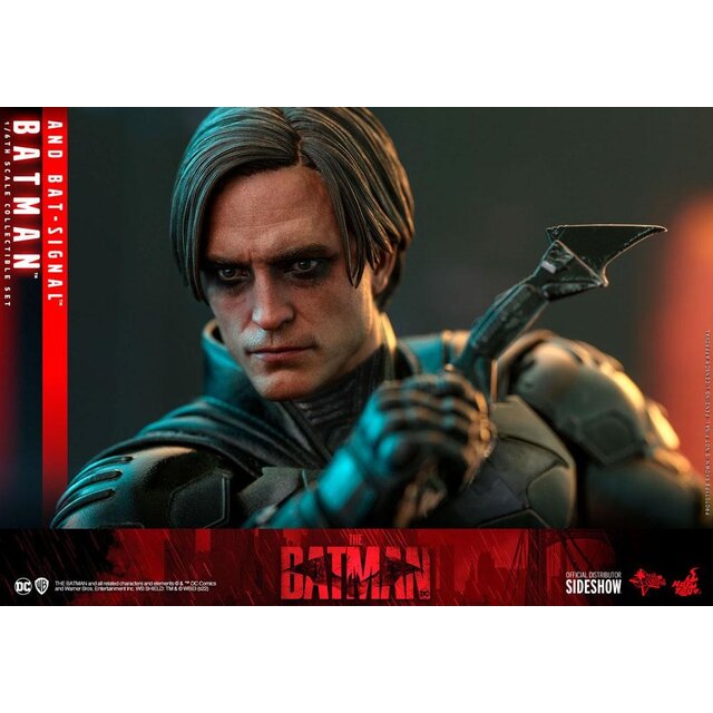 The Batman Movie Masterpiece Action Figure 1/6 Batman Deluxe with Bat-Signal 31cm The Batman Movie Masterpiece Action Figure 1/6 Batman Deluxe with Bat-Signal 31cm