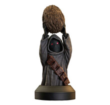 Star Wars: The Mandalorian Bust 1/6 Offworld Jawa with Mudhorn Egg 15cm