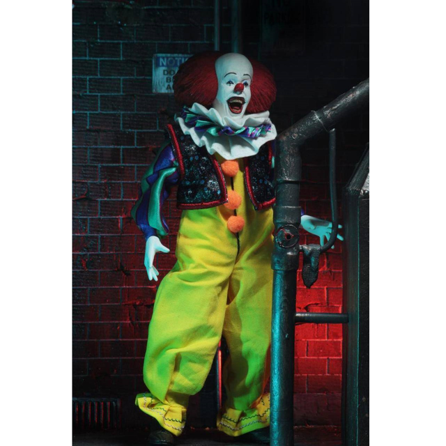 Stephen King's It 1990 Retro Action Figure Pennywise 20cm Stephen King's It 1990 Retro Action Figure Pennywise 20cm