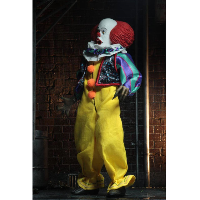 Stephen King's It 1990 Retro Action Figure Pennywise 20cm Stephen King's It 1990 Retro Action Figure Pennywise 20cm