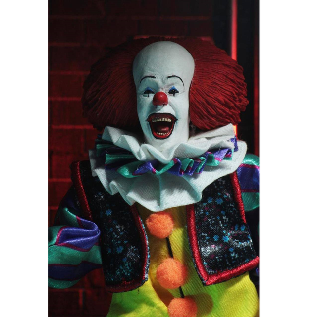 Stephen King's It 1990 Retro Action Figure Pennywise 20cm Stephen King's It 1990 Retro Action Figure Pennywise 20cm