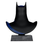 Batman: The Animated Series 1992 DC Direct Mini Replica 1/3 Batman Cowl Gold Label 19cm Batman: The Animated Series 1992 DC Direct Mini Replica 1/3 Batman Cowl Gold Label 19cm