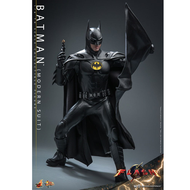 The Flash Movie Masterpiece Action Figure 1/6 Batman (Modern Suit) 30cm