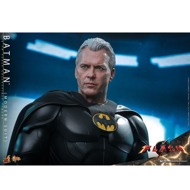 The Flash Movie Masterpiece Action Figure 1/6 Batman (Modern Suit) 30cm