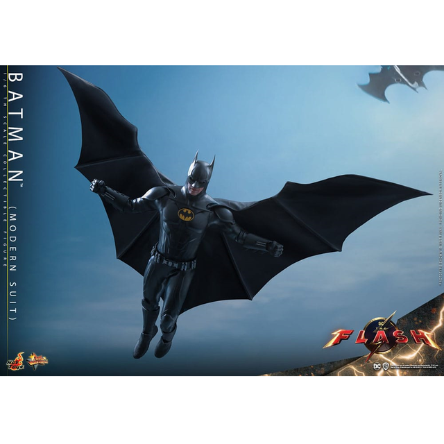 The Flash Movie Masterpiece Action Figure 1/6 Batman (Modern Suit) 30cm