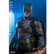 he Flash Movie Masterpiece Action Figure 1/6 Batman & Batcycle 30cm