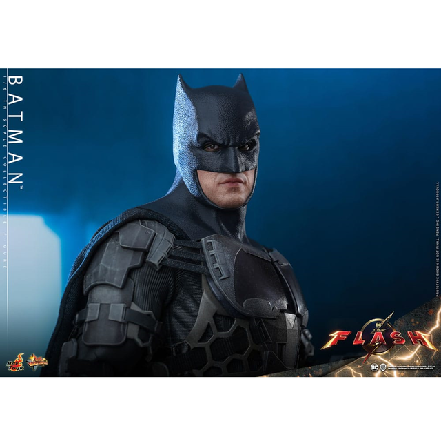 he Flash Movie Masterpiece Action Figure 1/6 Batman & Batcycle 30cm