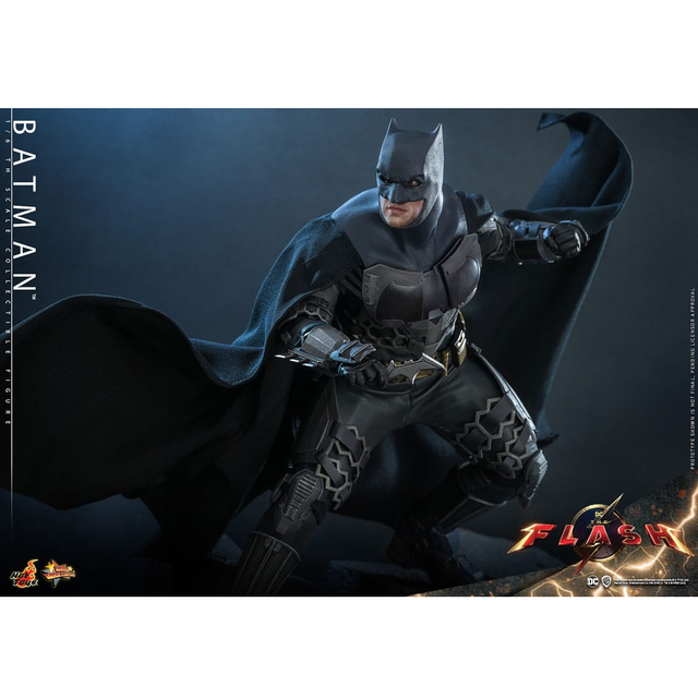 he Flash Movie Masterpiece Action Figure 1/6 Batman & Batcycle 30cm