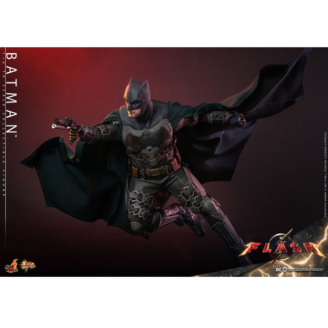 he Flash Movie Masterpiece Action Figure 1/6 Batman & Batcycle 30cm