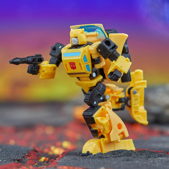 Transformers Legacy United Deluxe Class Origin Bumblebee 14cm Transformers Legacy United Deluxe Class Origin Bumblebee 14cm