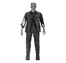 Universal Monsters Action Figure Ultimate Frankenstein's Monster (Bride of Frankenstein) (B&W) 18cm