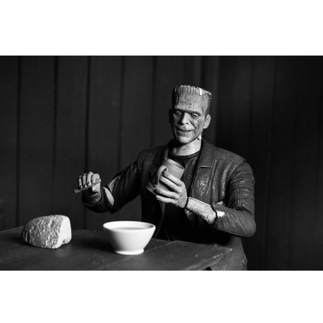 Universal Monsters Action Figure Ultimate Frankenstein's Monster (Bride of Frankenstein) (B&W) 18cm Universal Monsters Action Figure Ultimate Frankenstein's Monster (Bride of Frankenstein) (B&W) 18cm