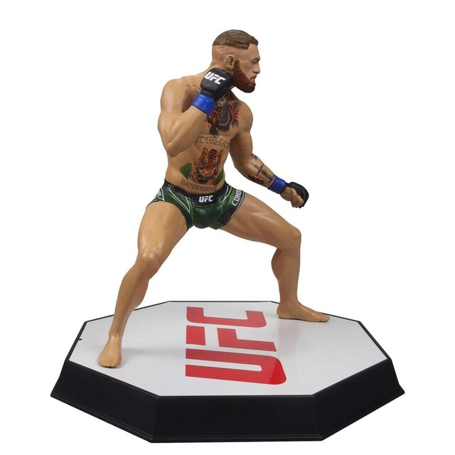 UFC Posed PVC Statue Conor McGregor 18cm