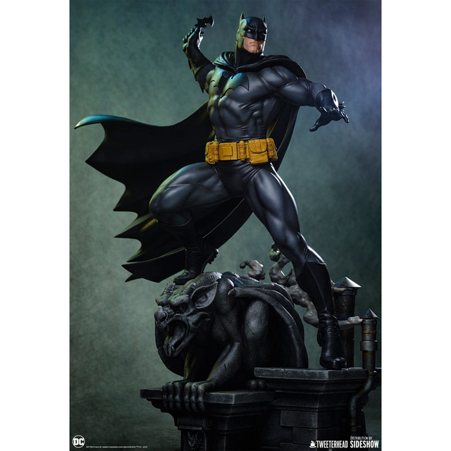 DC Comics Maquette 1/4 Batman (Black and Gray Edition) 66cm
